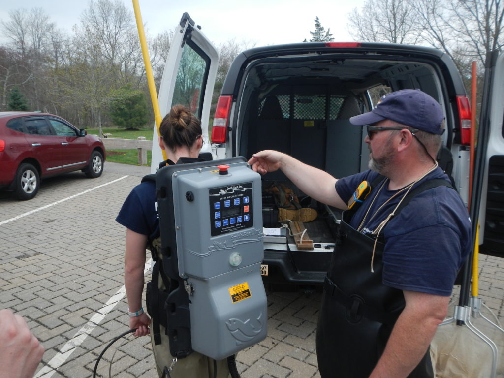 Electrofishing gear demonstration